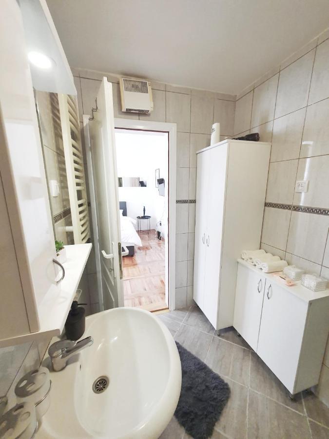 Top Secret Apartman Arandjelovac Kültér fotó